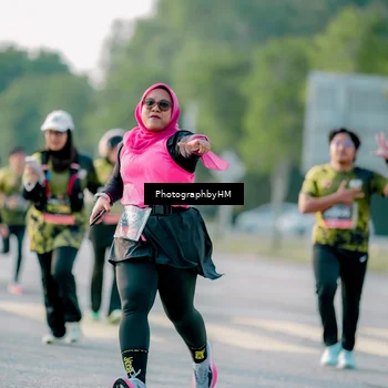 Runner Photo 6442425