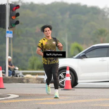 Runner Photo 6442434