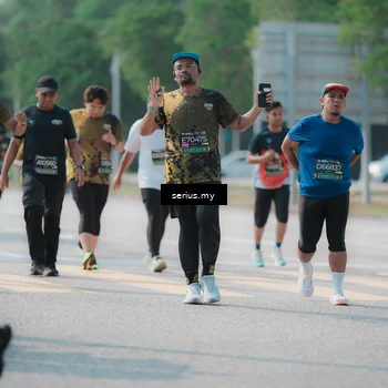Runner Photo 6442439