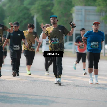 Runner Photo 6442442