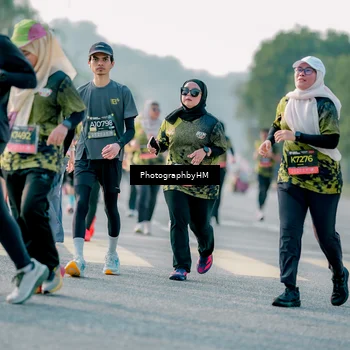 Runner Photo 6442446