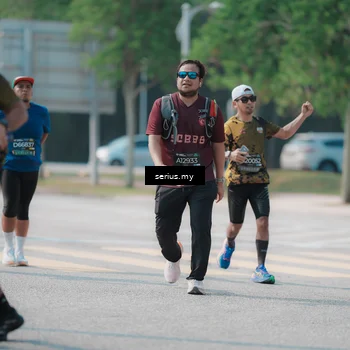 Runner Photo 6442447