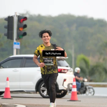 Runner Photo 6442458