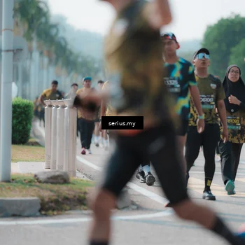 Runner Photo 6442467