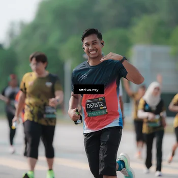 Runner Photo 6442472