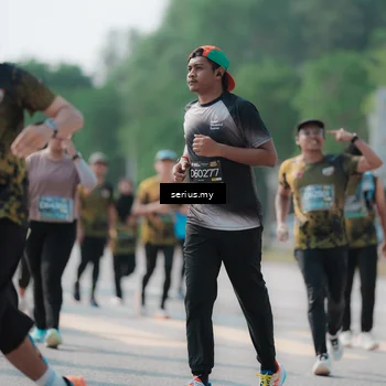 Runner Photo 6442488