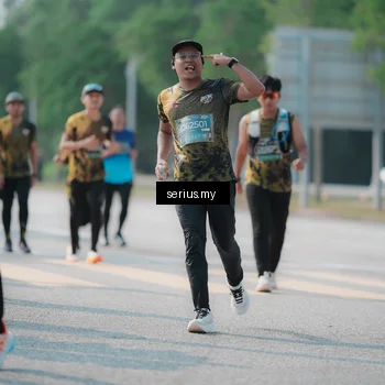 Runner Photo 6442492