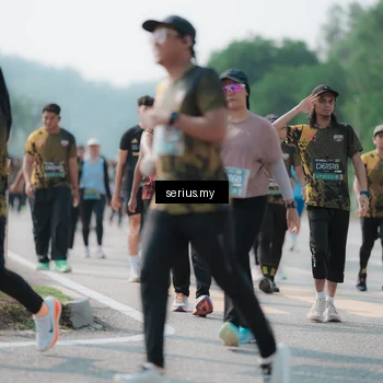 Runner Photo 6442501