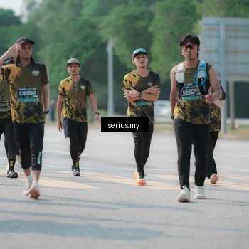Runner Photo 6442504