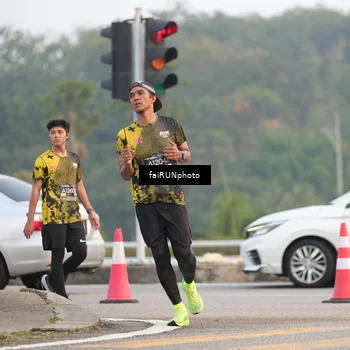 Runner Photo 6442514