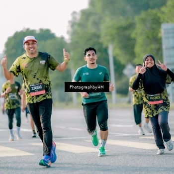 Runner Photo 6442525