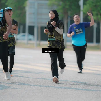 Runner Photo 6442527