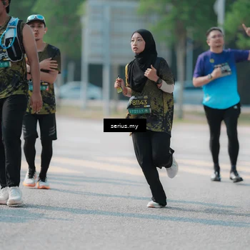 Runner Photo 6442528