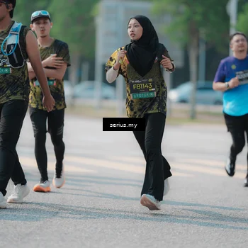 Runner Photo 6442531