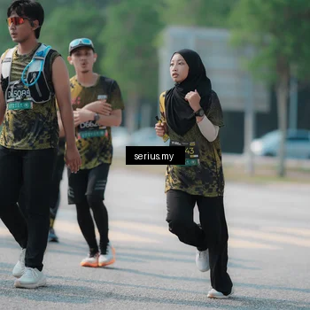 Runner Photo 6442535