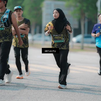 Runner Photo 6442539