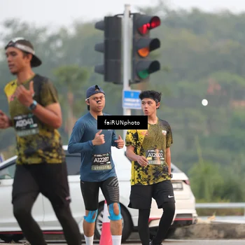 Runner Photo 6442543