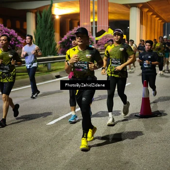 Runner Photo 6442571
