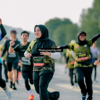 Runner Photo 6442587