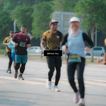 Runner Photo 6442589