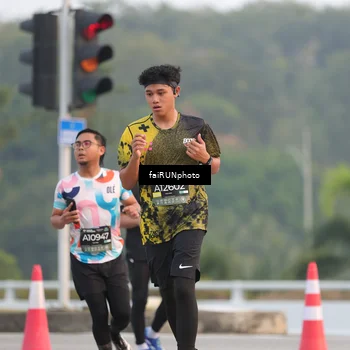Runner Photo 6442620
