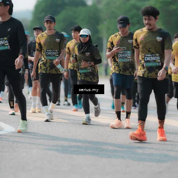Runner Photo 6442641