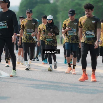 Runner Photo 6442642