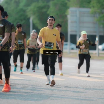 Runner Photo 6442657