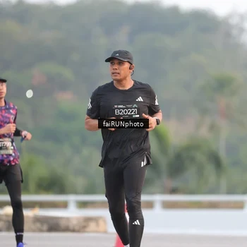 Runner Photo 6442664