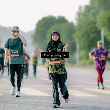 Runner Photo 6442674