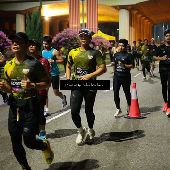 Runner Photo 6442695