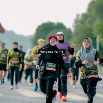 Runner Photo 6442737
