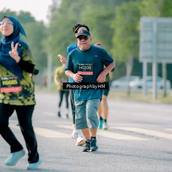 Runner Photo 6442745