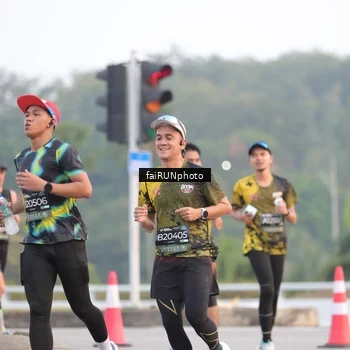 Runner Photo 6442749