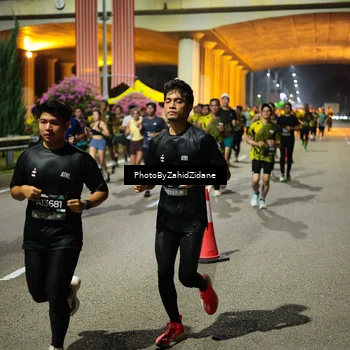 Runner Photo 6442754
