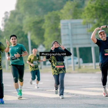 Runner Photo 6442755