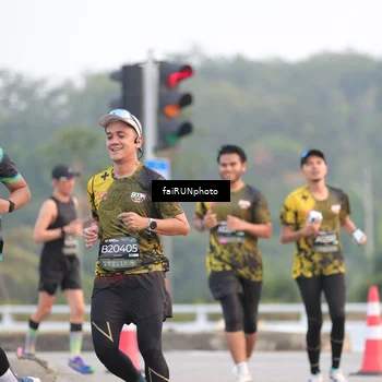 Runner Photo 6442763