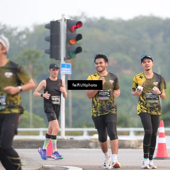 Runner Photo 6442764