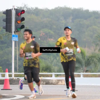 Runner Photo 6442773