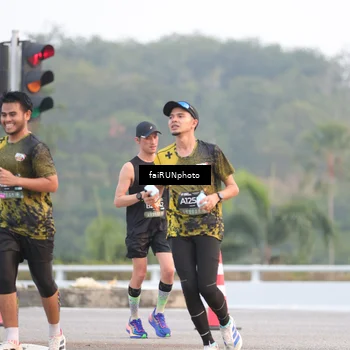 Runner Photo 6442778