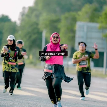 Runner Photo 6442817