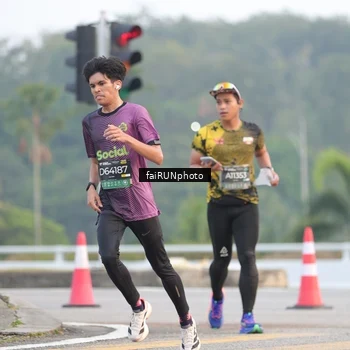 Runner Photo 6442825