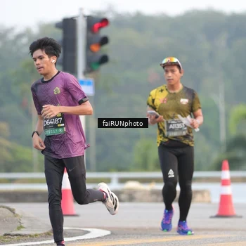 Runner Photo 6442826