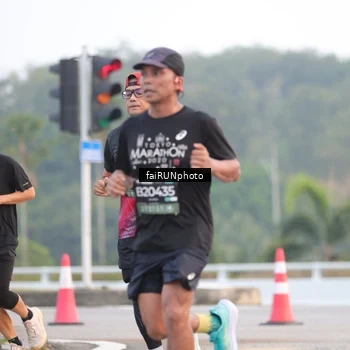 Runner Photo 6442893