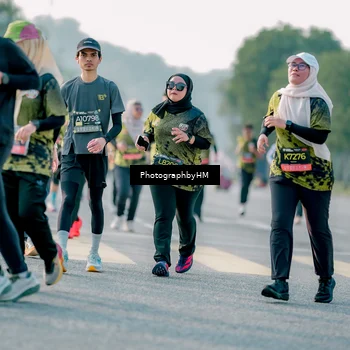 Runner Photo 6442930