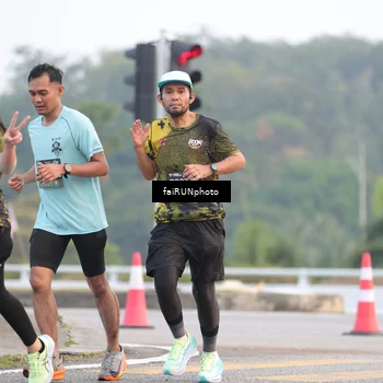 Runner Photo 6442969