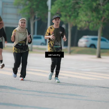 Runner Photo 6443016