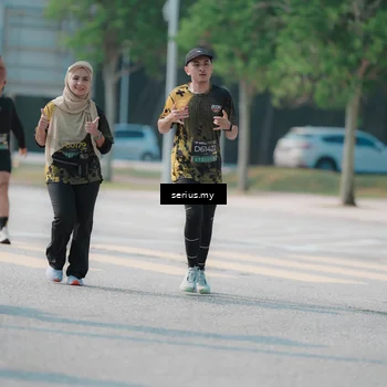 Runner Photo 6443022
