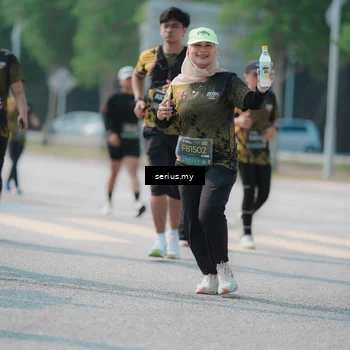 Runner Photo 6443025