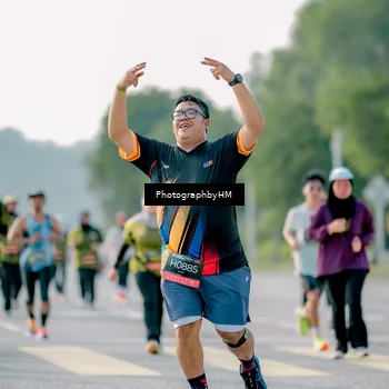 Runner Photo 6443032